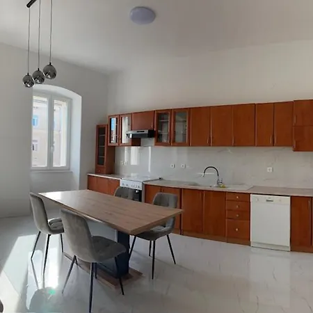 Apartment Luna Core *