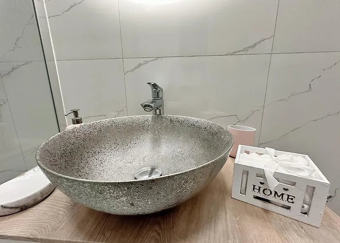 Luna Core Apartment *